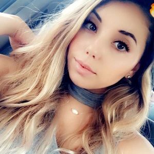 Meet your Posher, Michaela